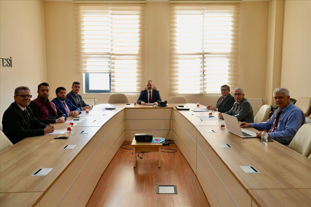 Üniversitemizde 2025 Yılı 2. Kurum İdari Kurul Toplantısı Gerçekleştirildi