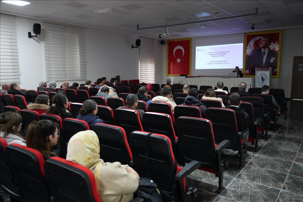 Üniversitemiz İdari Personeline 657 Sayılı Devlet Memurları Kanunu Eğitimi Verildi