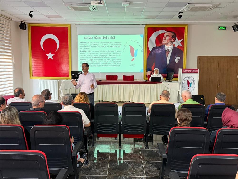 Üniversitemiz İdari Personeline yönelik “Etik Davranış İlkeleri” Eğitimi Gerçekleştirildi